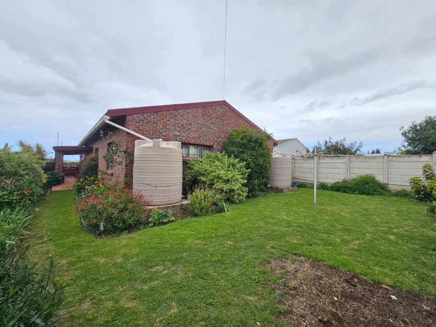 3 Bedroom Property for Sale in Jeffreys Bay Central Eastern Cape